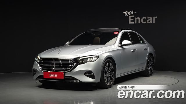 Mercedes-Benz E-Class W214 E220d 4MATIC Exclusive - фото 0