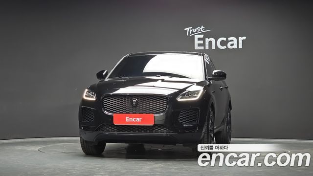 Jaguar E-PACE P250 S - фото 2