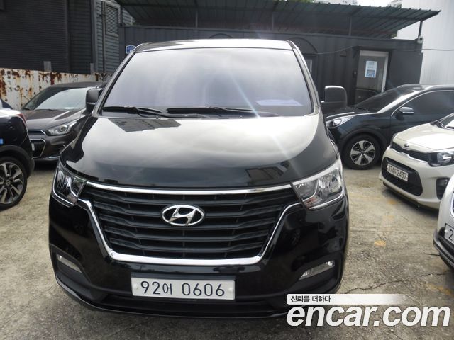 Hyundai Starex New Van 5-Seater Modern - фото 0