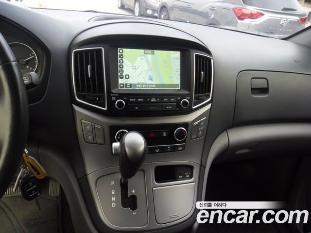 Hyundai Starex New Van 5-Seater Modern - фото 4