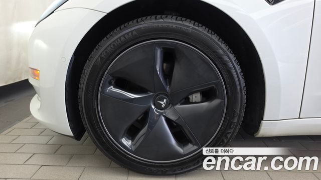 Tesla Model 3 Long Range AWD - фото 4