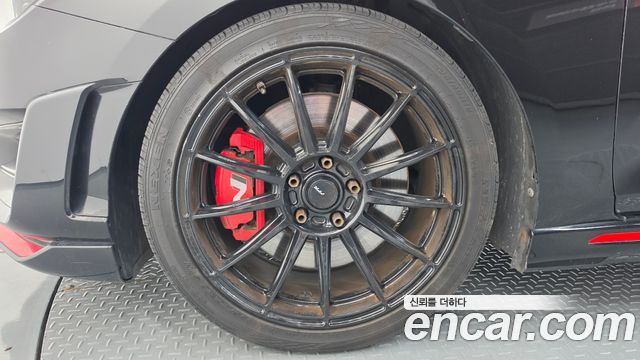Hyundai Veloster JS 2.0 N - фото 4