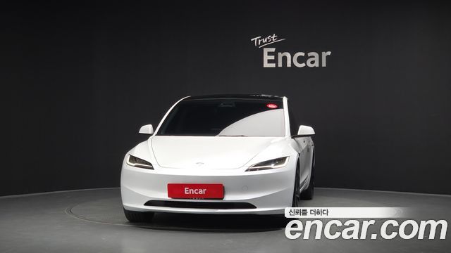 Tesla Model 3 RWD - фото 2