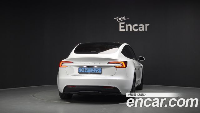 Tesla Model 3 RWD - фото 3
