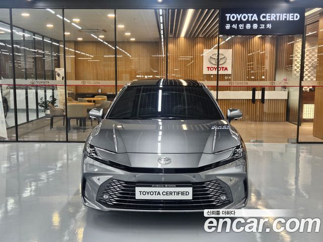 Toyota Camry XV80 2.5 XLE Premium Hybrid - фото 2