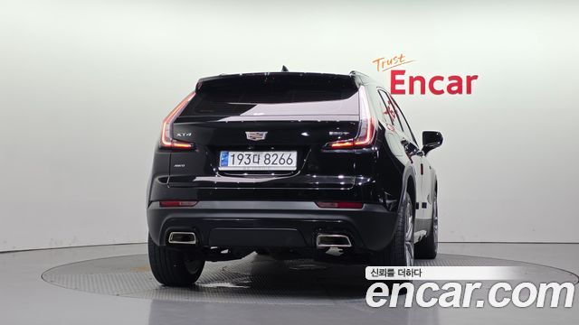 Cadillac XT4 2.0 Sport AWD - фото 3