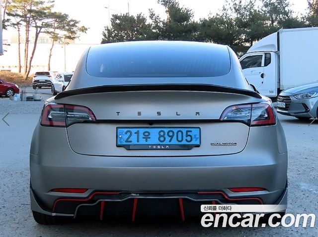 Tesla Model 3 Performance AWD - фото 3
