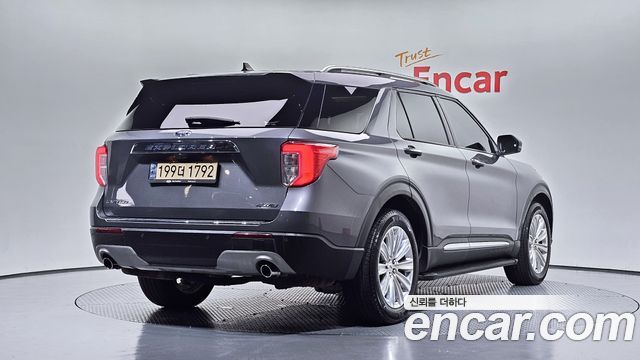 Ford Explorer 6-го поколения 2.3 LimIted 4WD - фото 1
