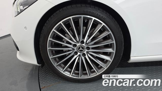 Mercedes-Benz C-Class W206 C300 4MATIC Avantgarde - фото 4