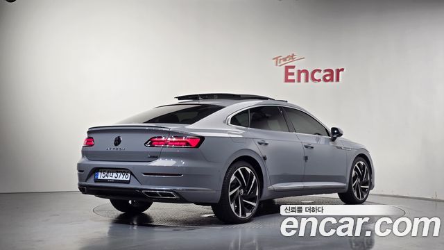 Volkswagen Arteon 2.0 TDI R-LIINE 4Motion - фото 1