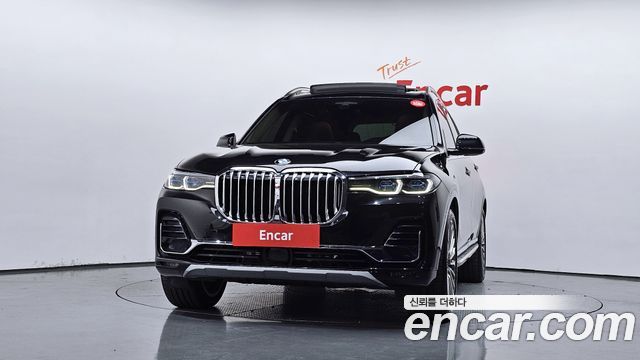 BMW X7 G07 xDrive 40i Design Pure Excellence 6-Seater - фото 2