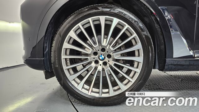 BMW X7 G07 xDrive 40i Design Pure Excellence 6-Seater - фото 4