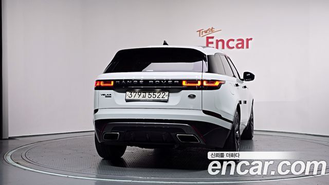 Land Rover Range Rover Velar 3.0 D300 R-Dynamic SE - фото 3