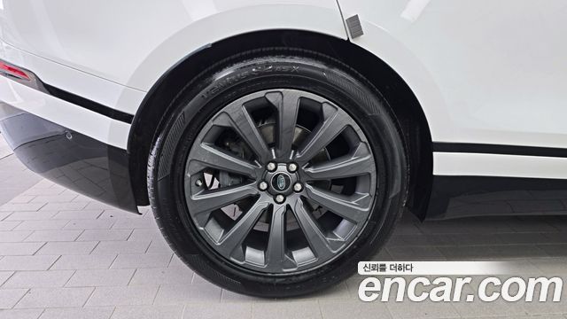 Land Rover Range Rover Velar 3.0 D300 R-Dynamic SE - фото 4