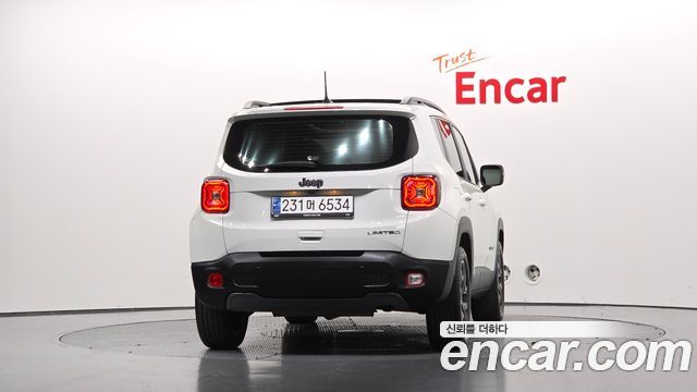 Jeep Renegade 1.3 Limited - фото 3