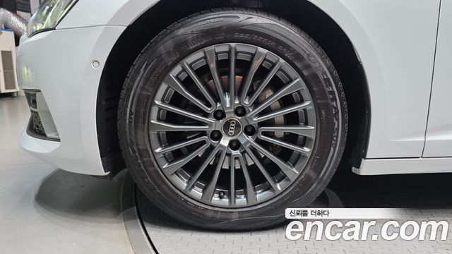 Audi A6 C8 40 TDI - фото 4