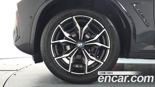 BMW X4 G02 xDrive20i M Sport - фото 4