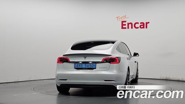Tesla Model 3 Long Range AWD - фото 3