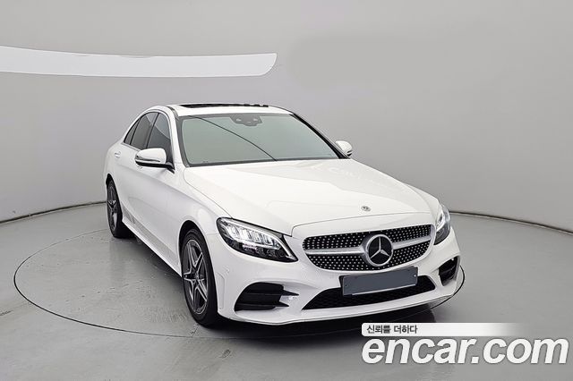 Mercedes-Benz C-Class W205 C200 AMG Line - фото 2