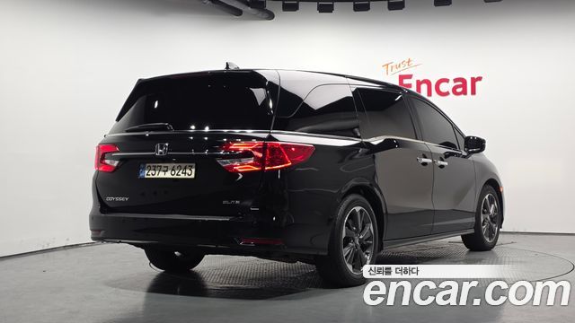 Honda Odyssey 3.5 5th - фото 1