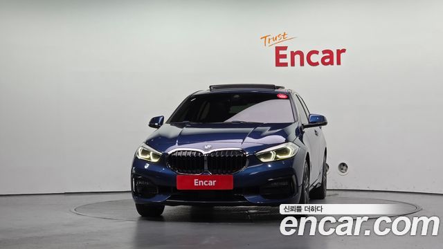 BMW 1 Series F40 118d Sport - фото 2