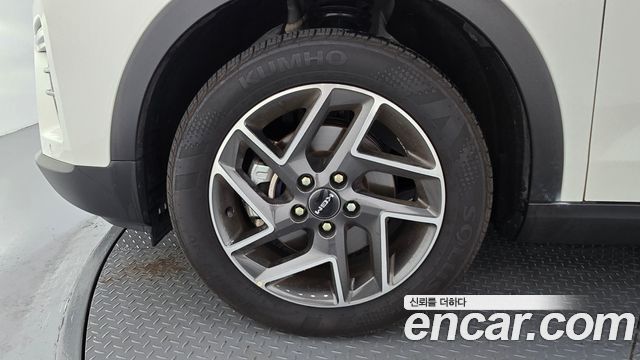 SsangYong Tivoli New 1.6 2WD V3 - фото 4