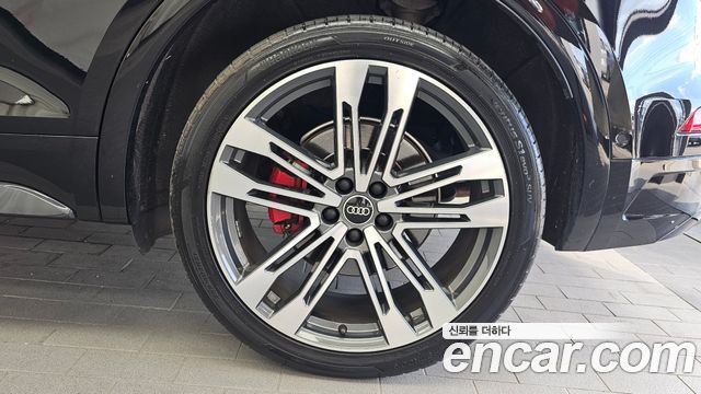 Audi SQ5 FY 3.0 TFSI Quattro - фото 4