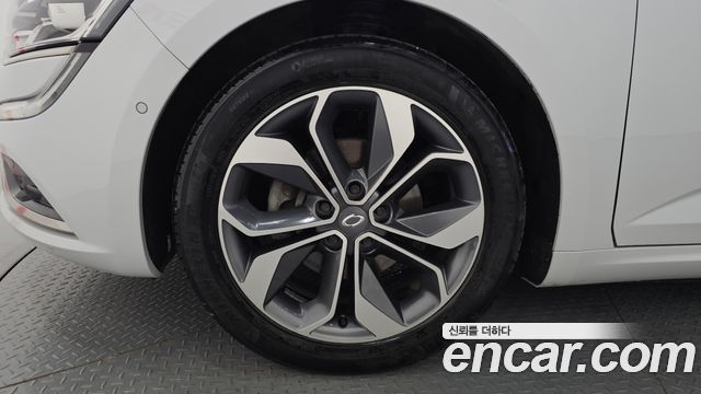 Renault Samsung SM6 2.0 LPe RE - фото 4
