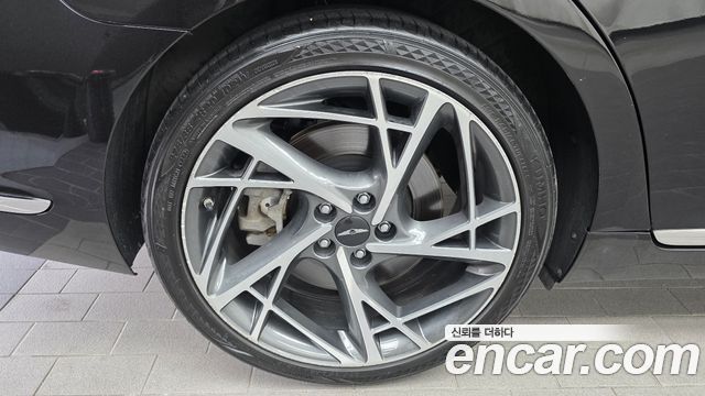 Genesis G90 3.8 AWD Luxury - фото 4