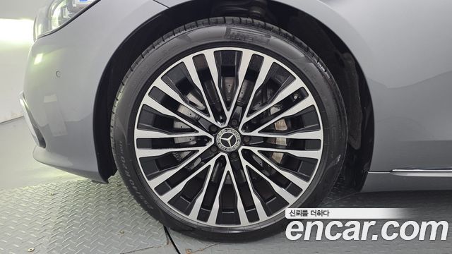 Mercedes-Benz S-Class W223 S580L 4MATIC - фото 4