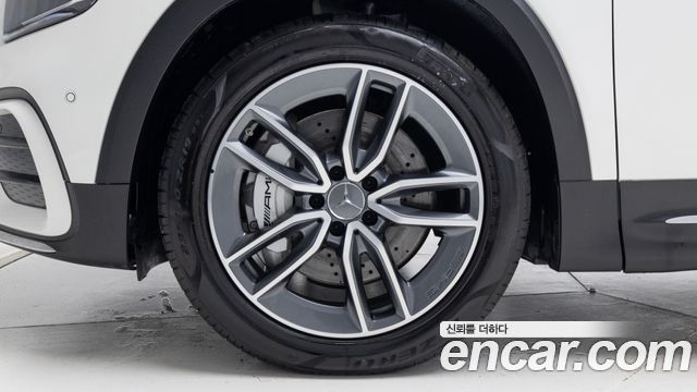 Mercedes-Benz GLB-Class X247 AMG GLB35 4MATIC - фото 4