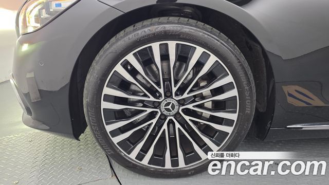 Mercedes-Benz S-Class W223 S580L 4MATIC - фото 4