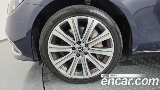 Mercedes-Benz E-Class W213 E350 4MATIC Exclusive - фото 3