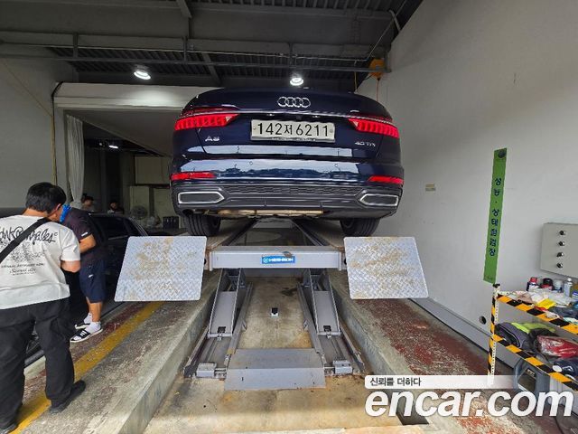 Audi A6 C8 40 TDI Premium - фото 1