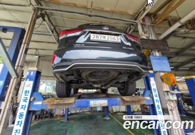 Lexus RX 450h 4-го поколения Executive - фото 1