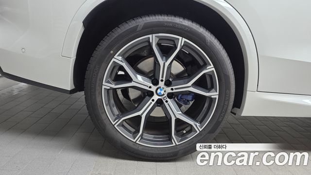 BMW X5 G05 xDrive 40i M Sport - фото 3