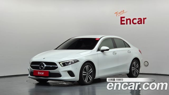 Mercedes-Benz A-Class W177 A220 Sedan - фото 0