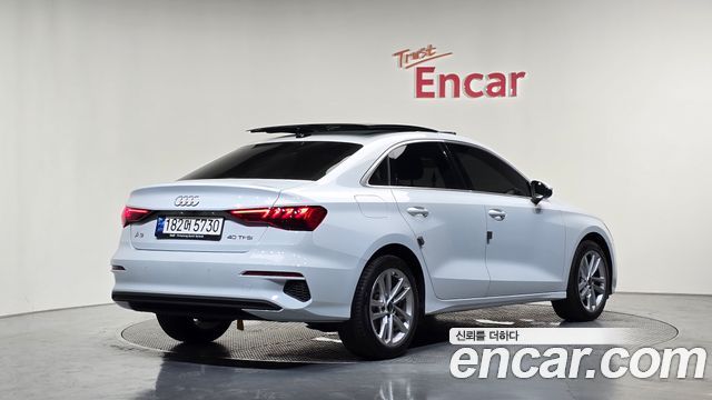 Audi A3 40 TFSI - фото 1