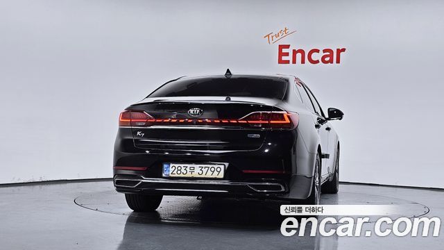 Kia K7 Premier, гибрид Signature - фото 3