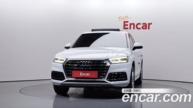 Audi Q5 FY 45 TFSI Quattro - фото 2