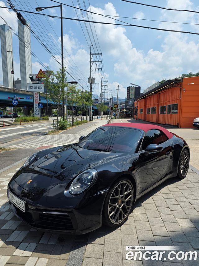 Porsche 911 Carrera Cabriolet - фото 0