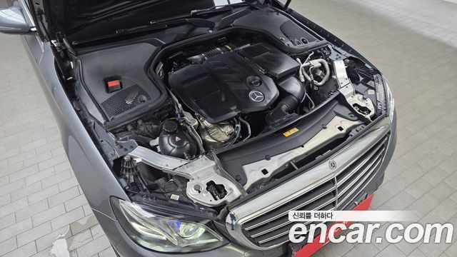 Mercedes-Benz E-Class W213 E220d 4MATIC Exclusive - фото 4
