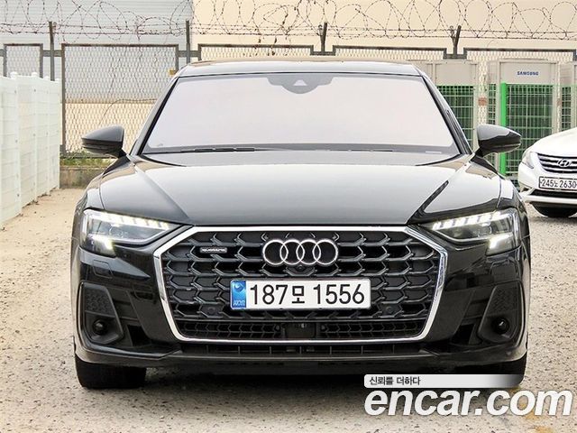 Audi A8 D5 55 TFSI Quattro Premium LWB - фото 1