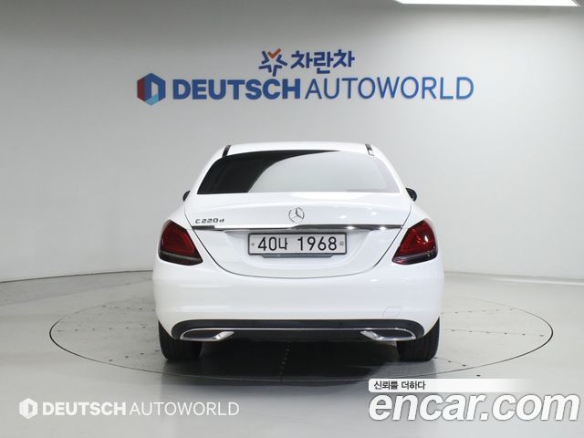 Mercedes-Benz C-Class W205 C220 d Avantgarde - фото 3