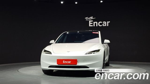 Tesla Model 3 Long Range AWD - фото 1