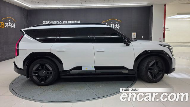 Kia EV9 Long Range 4WD GT Line - фото 4
