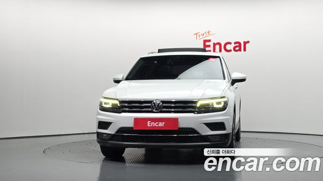 Volkswagen Tiguan 2-го поколения 2.0 TDI Prestige - фото 2