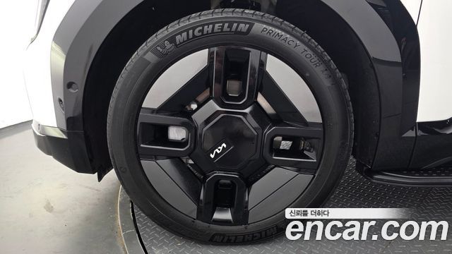 Kia EV9 Long Range 4WD GT Line - фото 4