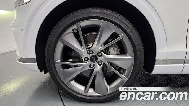 Genesis GV70 2.5T Gasoline AWD - фото 4
