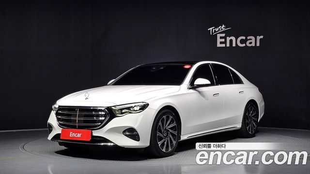 Mercedes-Benz E-Class W214 E300 4MATIC Exclusive - фото 0